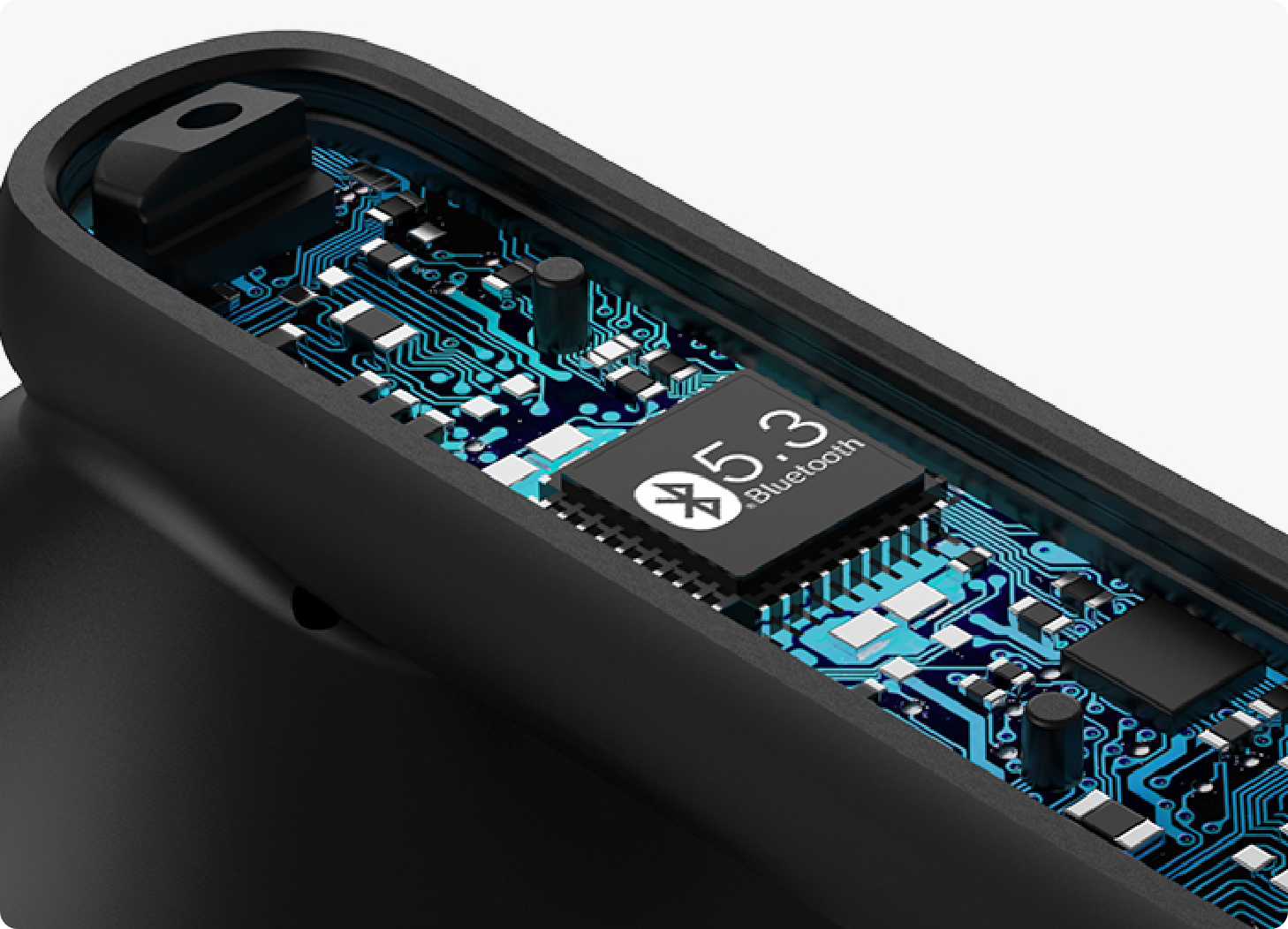 Chip Bluetooth 5.3 w elektronicznym urządzeniu z niebieską płytką drukowaną
